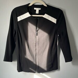 Black and White fitted zip-front fitted blazer